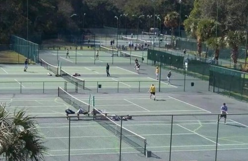 Folly Field Villa | TWO Minute Walk to the Beach-Family Friendly Oceanside Resort-King Bed