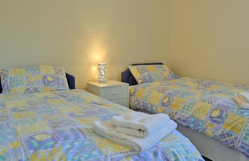 Dwyran House | Ty Main Cottage