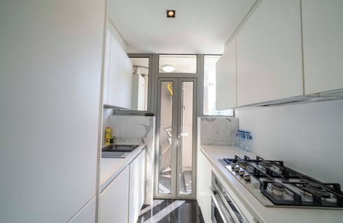 Xujiahui Bed & Breakfast | Tyms 2BR 1BA Apt Xujiahui Metro
