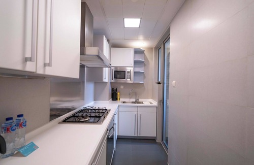 Xujiahui Bed & Breakfast | Tyms Family 1BR 1BA Apt Xujiahui