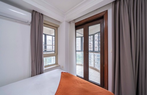 Gubei Bed & Breakfast | Tyms Modern 1BR APT Garden