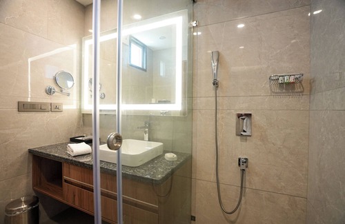 Gurugram Hotel | Udman by Ferns N Petals Gurugram