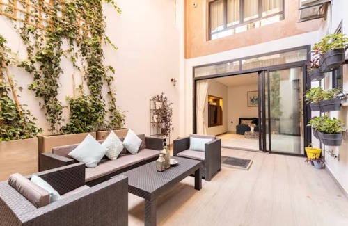 Semlalia Apartment | Un Loft Duplex Familial en Plein Coeur du Quartier Chic de Gueliz Avec Piscine !