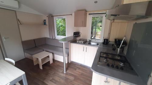 Ivry-la-Bataille Apartment | Un mobil -home climatisé