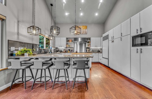 Incline Village House | Upscale Incline Village Home with Hot Tub & Sauna