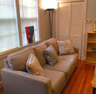 Jonesboro Apartment | Urban Retreat on Flint