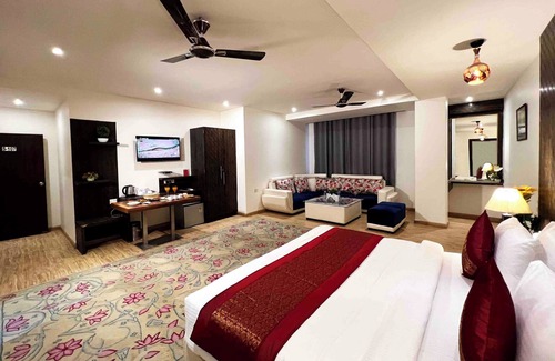 Mahipalpur Extension Hotel | V HOTEL TSSG IGI AIRPORT