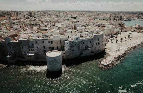 Molfetta Bed & Breakfast | V1 Loft - Luxury Suite con tetto di vetro a due passi dal mare