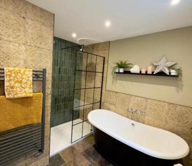 Prestatyn House | Vale View Cottages - The Stables