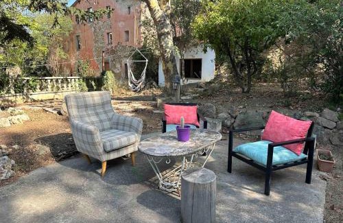 Vallromanes House | Vallromanes House of Peace and Rest