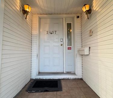 Fraserview House | Vancouver Guest House