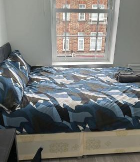 Sutton Central Apartment | VibeHub