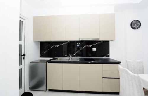 Vlore Apartment | Vila 42
