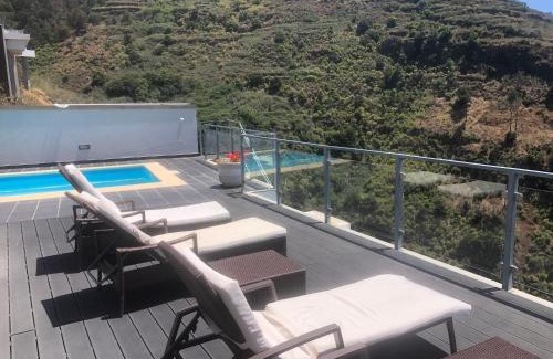 Calheta Villa | Villa Alex,pool and ocean view