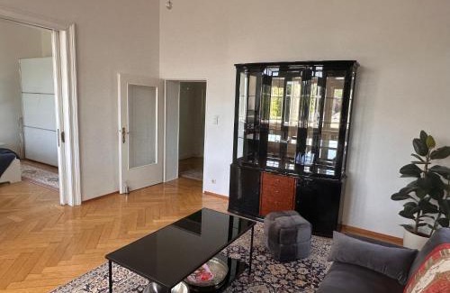 Wiesbaden Apartment | Villa am Weinberg