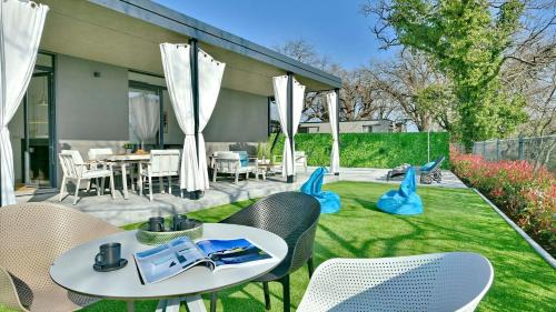 Baderna House | Villa Barcolana by Villas Holiday