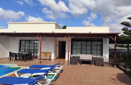 Playa Blanca Villa | Villa Celeste