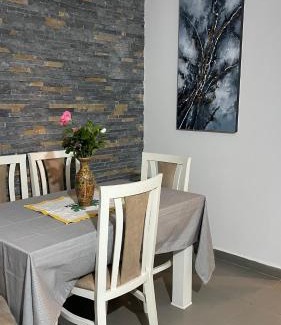 Kamez Apartment | Villa Doku