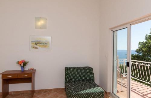 Plat Apartment | Villa Dubravka - Superior Studio Apartment with Balcony and Sea View Apartman 3