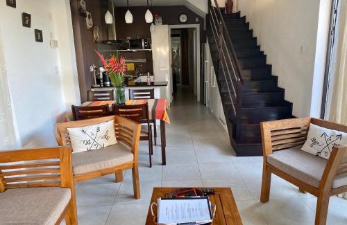 Beau Bassin - Rose Hill Villa | Villa Ebène - Ideal Location in Rose Hill