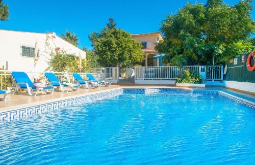 Branqueira Villa | Villa Honolulu by Algarve Vacation
