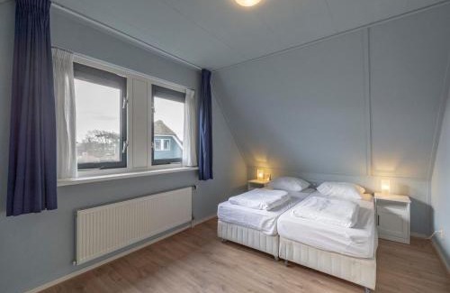 Julianadorp aan zee Villa | Villa in Julianadorp near the Beach
