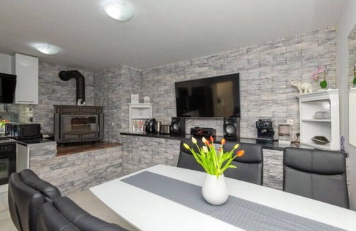 Sinj Villa | Villa Ivandvor in Split by Villas Guide