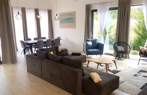 Ugljan Villa | Villa Kamena with pool, finnish sauna and gym