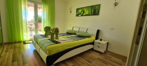 Kastel Apartment | Villa Kasandra - Ruhe & Eleganz in Buje, Istrien