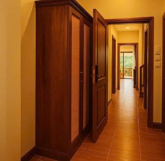 Luang Prabang Hotel | Villa Khili Phousi