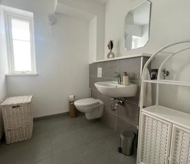 Glienicke/Nordbahn Apartment | Villa Småland-Edles Naturidyll bei Berlin