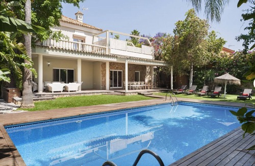 El Puerto de Santa Maria Villa | ! Villa with two beautiful chimneys, enjoy the winter!