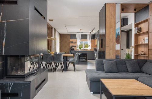 Srijane Villa | Villa with private pool, jacuzzi and table tennis