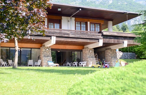 Longarone Villa | villa with swimmingpool great for holidays!