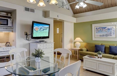 Palmetto Dunes Resort | Village Large Studio in Palmetto Dunes. Great location, Close to the Beach