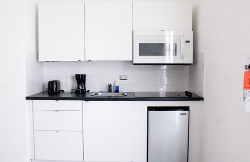 Universidad Apartment | Villas at Auxilio Mutuo 104