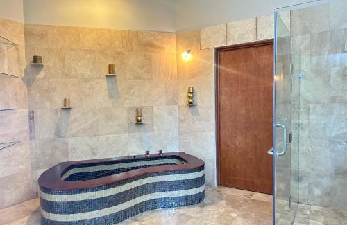 Balcones de Loma Linda Hotel | Vista Hermosa 56 By GEstores