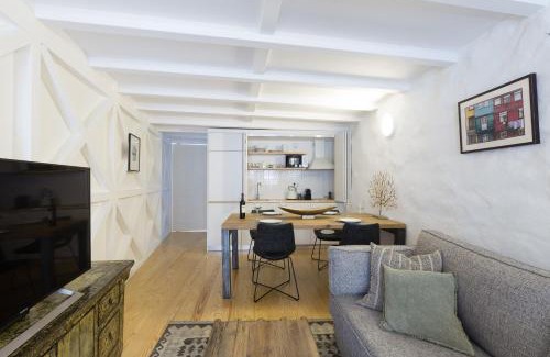 Centro / Baixa Apartment | VIVA Caldeireiros Porto Old Town