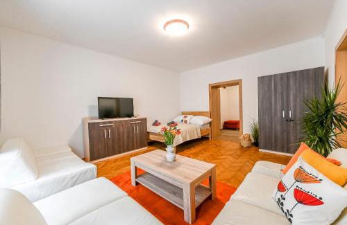 Kosice Old Town Apartment | Vodna 6 Center Kosice 2 samostatne spalne
