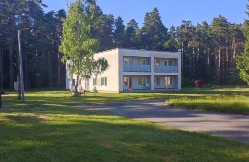 Suuresadama Apartment | Vormsi Ohvitseride Maja korter nr 3