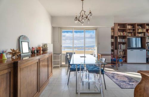 Le Mourillon Apartment | Vue panoramique, grand appartement 2 chambres à Toulon