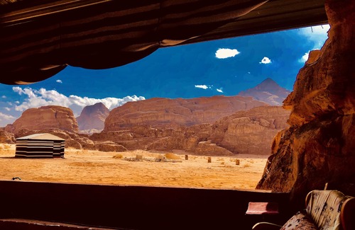 Wadi Rum RV Rental | Wadi Rum Memories Camp