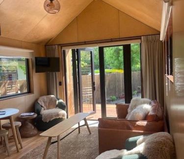 Wanaka Ski Chalet | Walnut on Russell