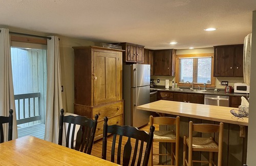 North Conway Condo | Warm and Spacious Condo