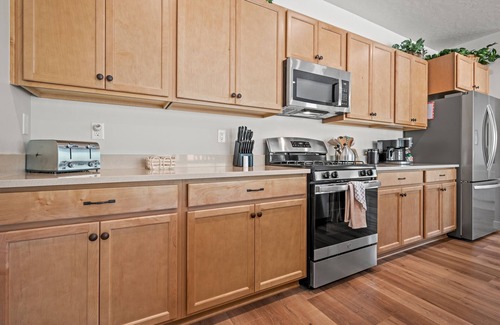 Mountain Green House | Wasatch Peak Chateau R3a| Snowbasin Skiing |Unit A