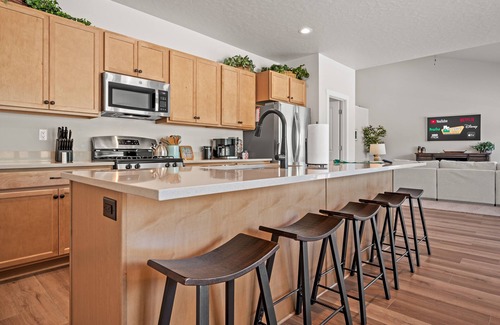 Mountain Green House | Wasatch Peak Chateau R3a| Snowbasin Skiing |Unit A