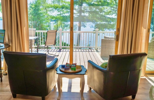 Franklin House | Waterfront "Lakeside Living"-Close to Acadia-Schoodic Point+Bar Harbor-Pets ok