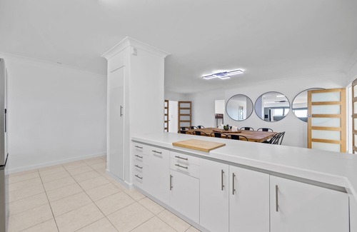 Dawesville House | Waterfront Oasis in Dawesville