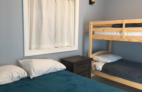 Cleveland Apartment | Waterfront pet friendly retreat located on Oneida Lake in Cleveland, NY.