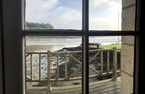 Auray Quiberon Terre Atlantique House | Waterside paradise for 2